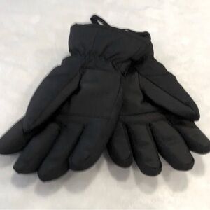 Black Winter Gloves